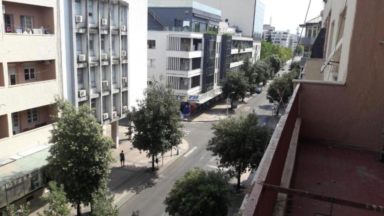 Center Lux Apartment Podgorica Buitenkant foto
